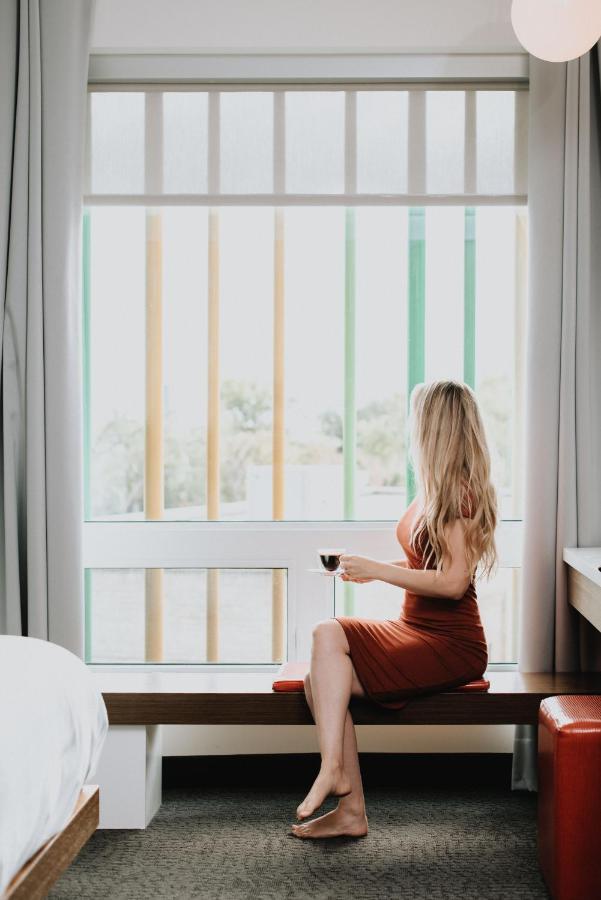 Mere Hotel Vinnipeg Dış mekan fotoğraf